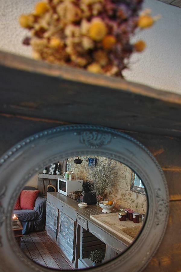 Le Moulin De Picaud Bed and Breakfast Grans Buitenkant foto