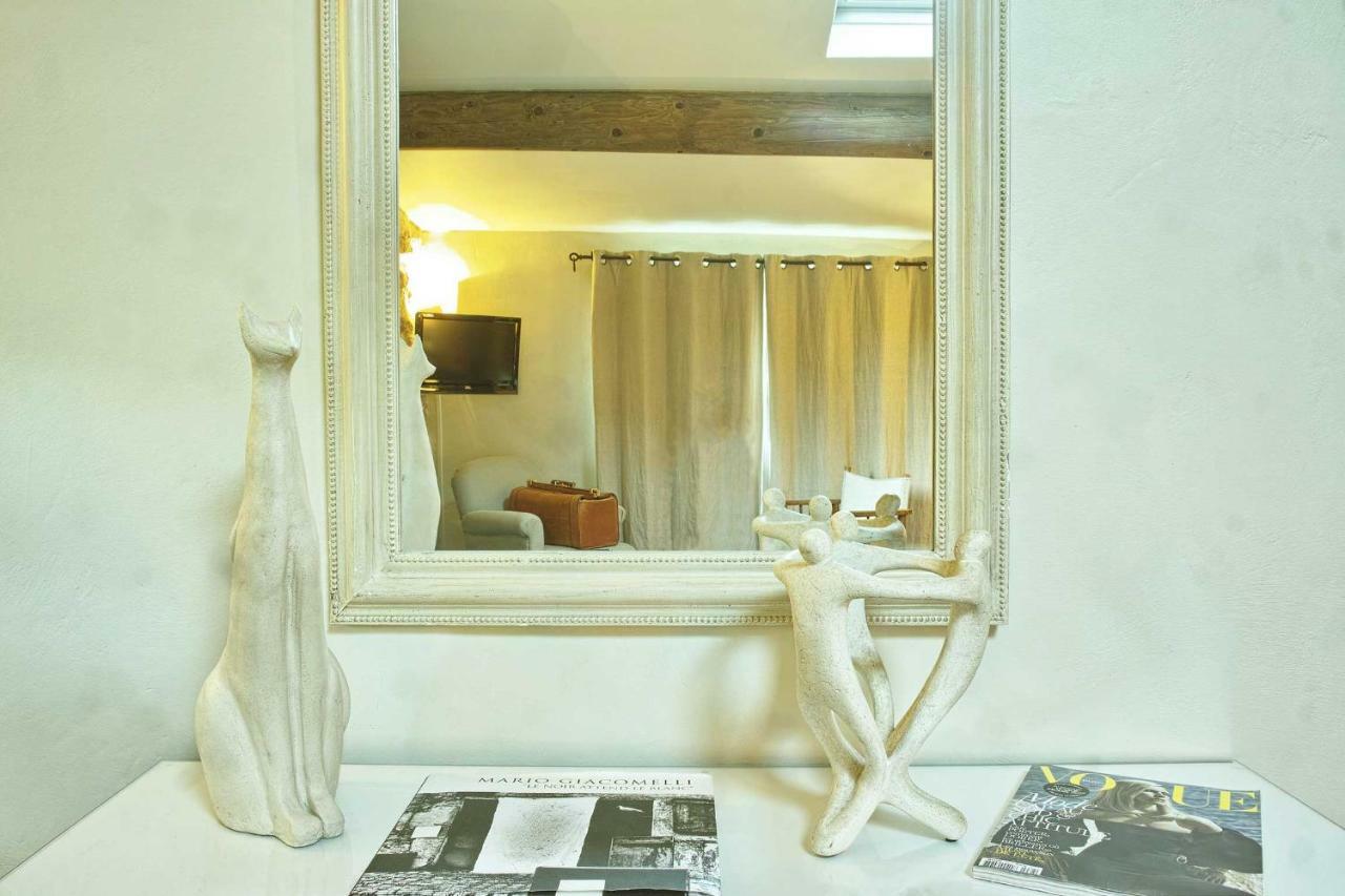 Le Moulin De Picaud Bed and Breakfast Grans Buitenkant foto